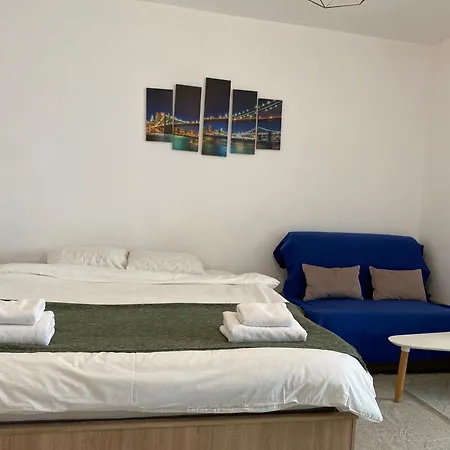 1 Mega Mall National Arena Appartement Boekarest