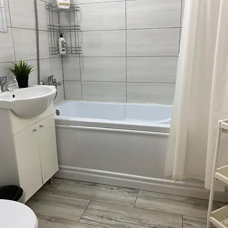 1 Mega Mall National Arena * Bukarest