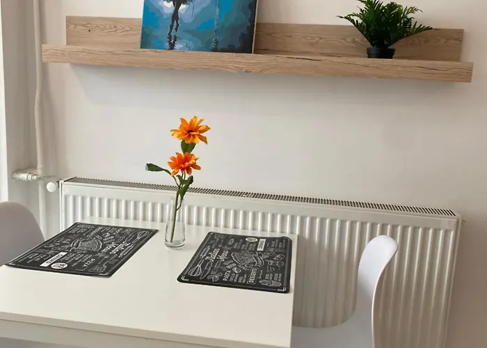 1 Mega Mall National Arena * Bucarest