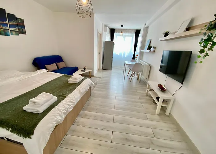 1 Mega Mall National Arena * Bucureşti